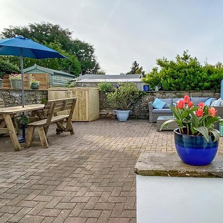 Bluebell House Villa Tenby Bagian luar foto