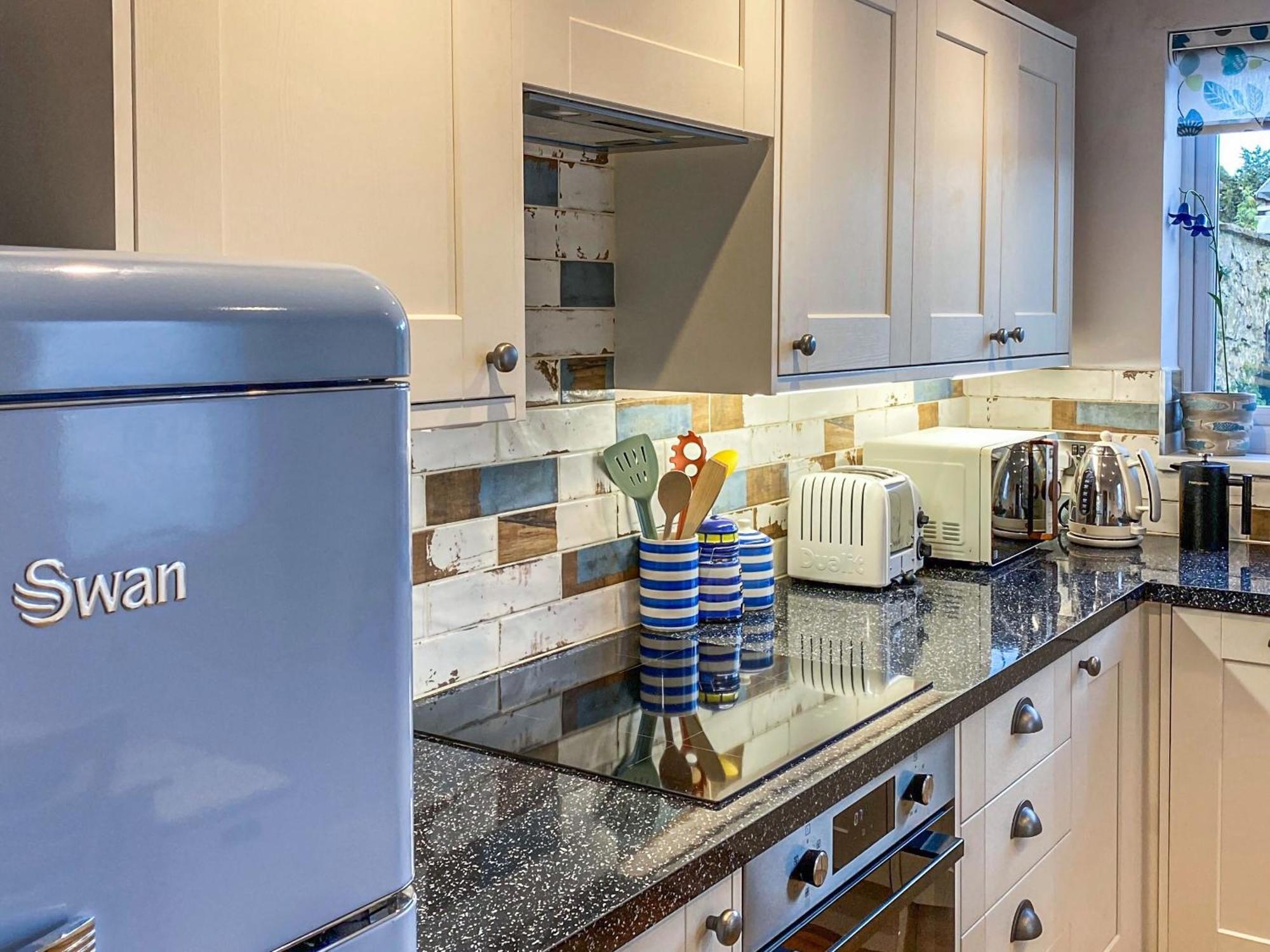 Bluebell House Villa Tenby Bagian luar foto