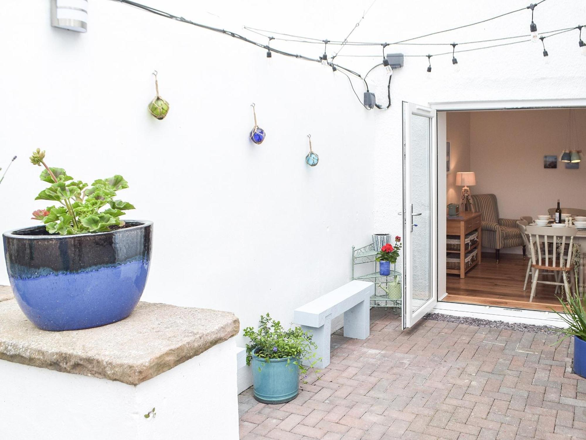 Bluebell House Villa Tenby Bagian luar foto