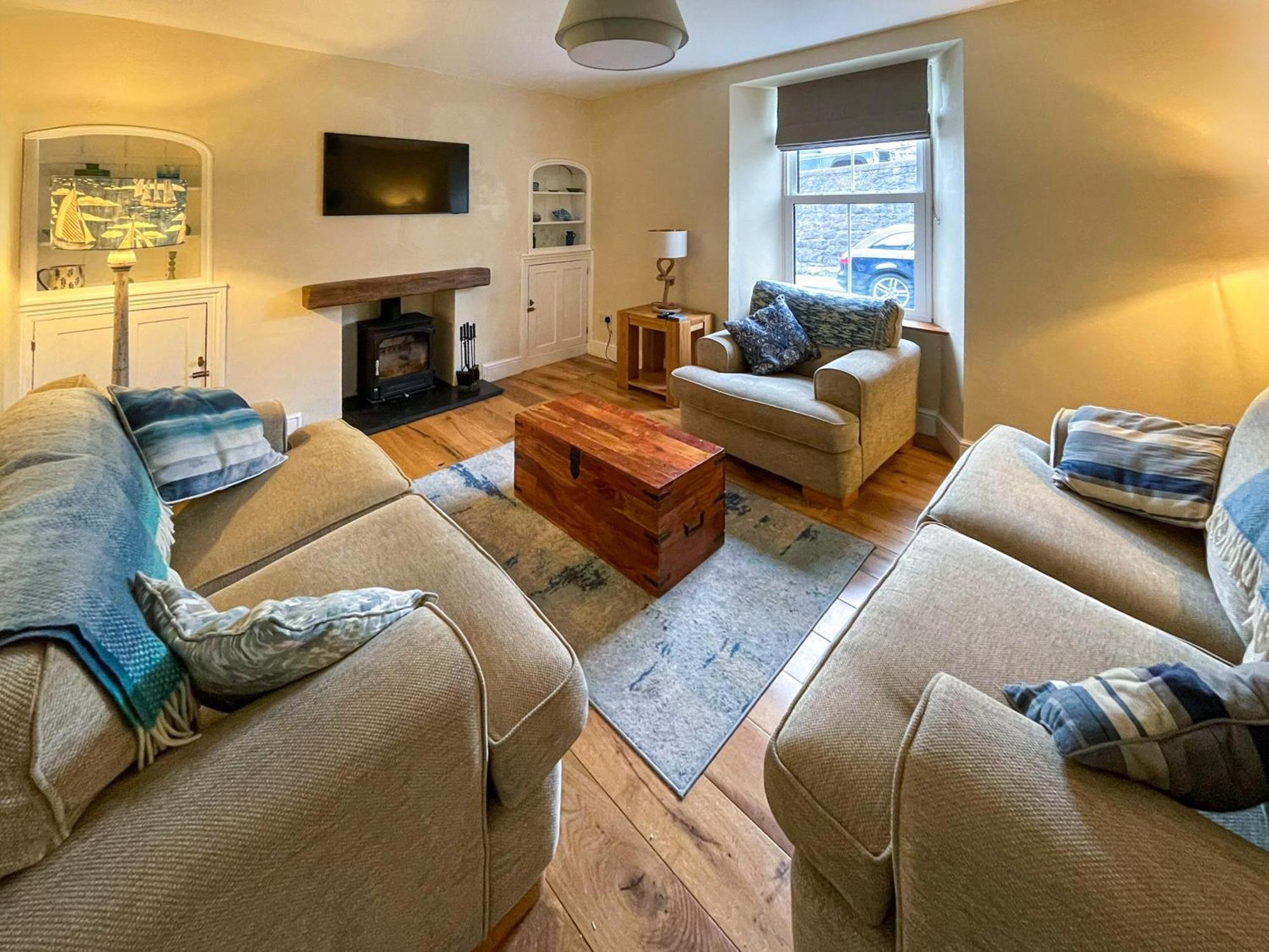 Bluebell House Villa Tenby Bagian luar foto