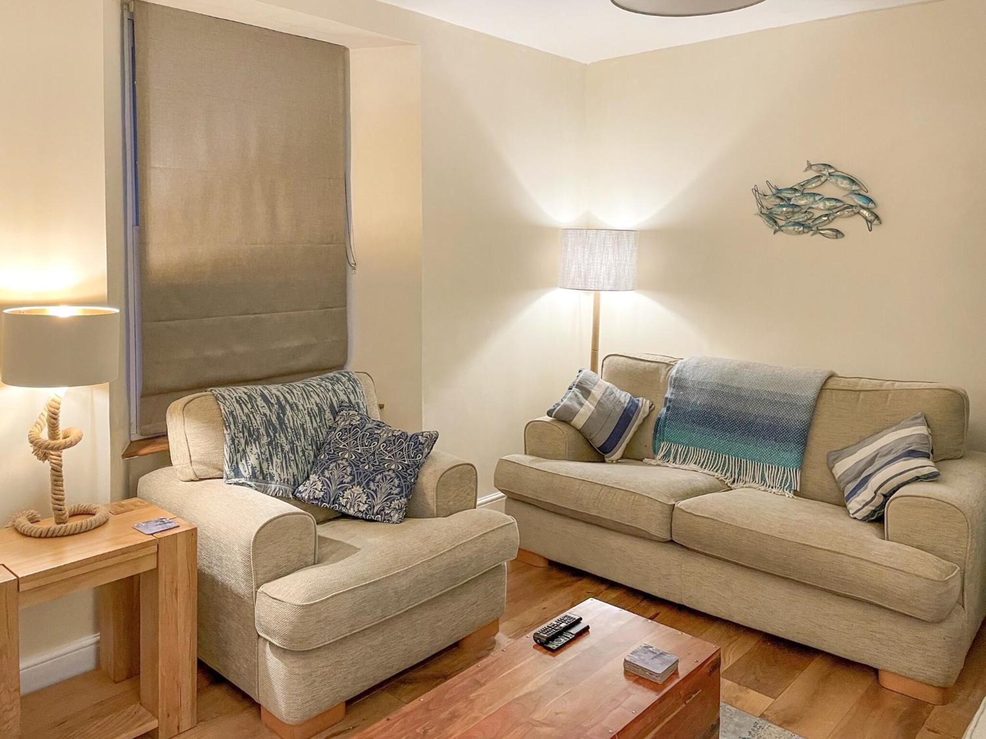 Bluebell House Villa Tenby Bagian luar foto